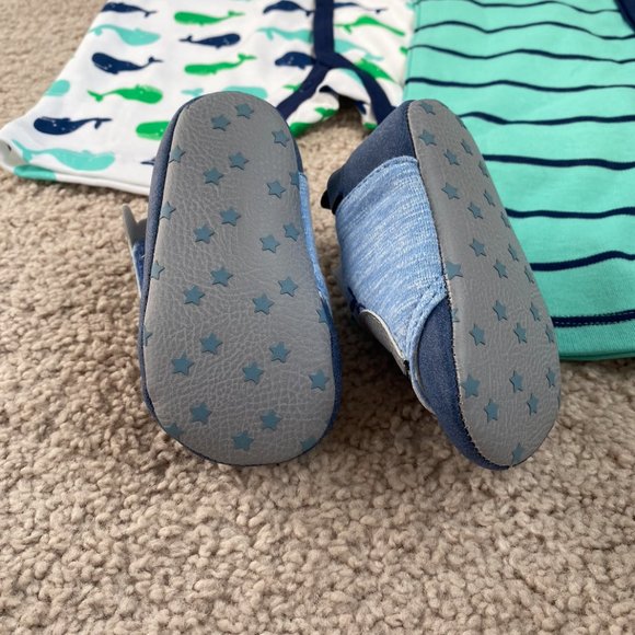 NWT Baby WHALE Bundle - 2 Snap Whale Pattern Rompers And Whale Booties - Picture 8 of 12